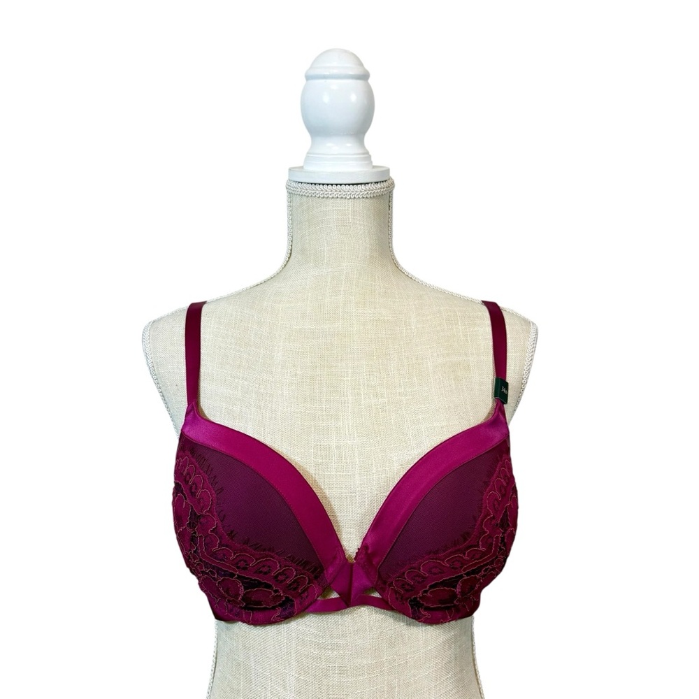 Victoria's Secret Very Sexy Push-Up Bra Womans Sz 34D Underwire Adj Strap